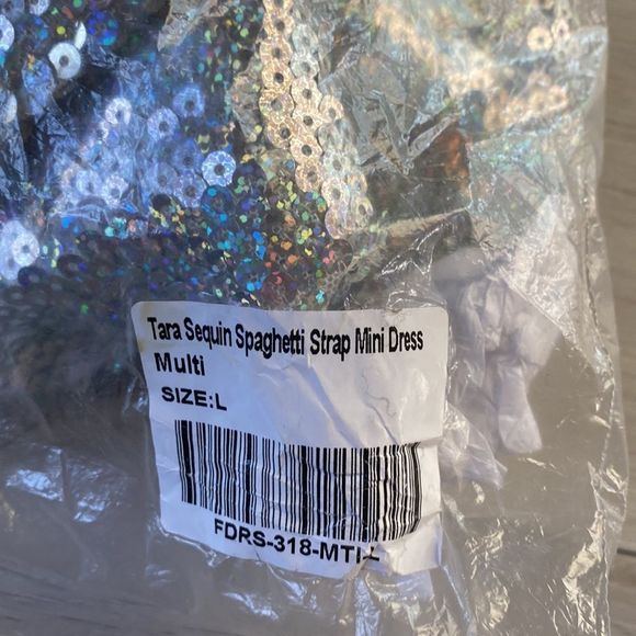 Finesse Tara Multi Sequin Mini Dress Spaghetti Straps L - Picture 7 of 8